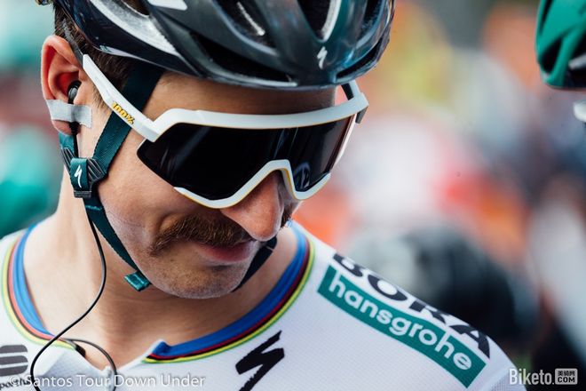 星空体育-里尔迎欧篮联关键赛，赛前远射贴柱，目标明确，身体对抗强度拉满(朝の光を感しじて吉他指弹)