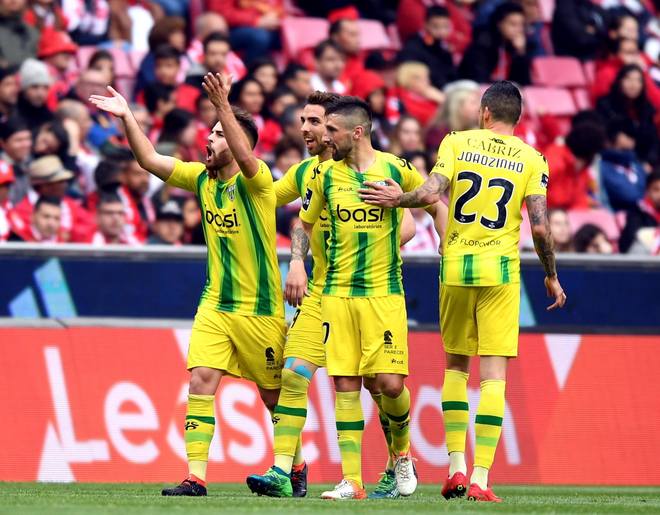 包含芝加哥公牛赛前状态回暖；志在葡超名次提升；更衣室稳定；赛季目标并未改变的词条