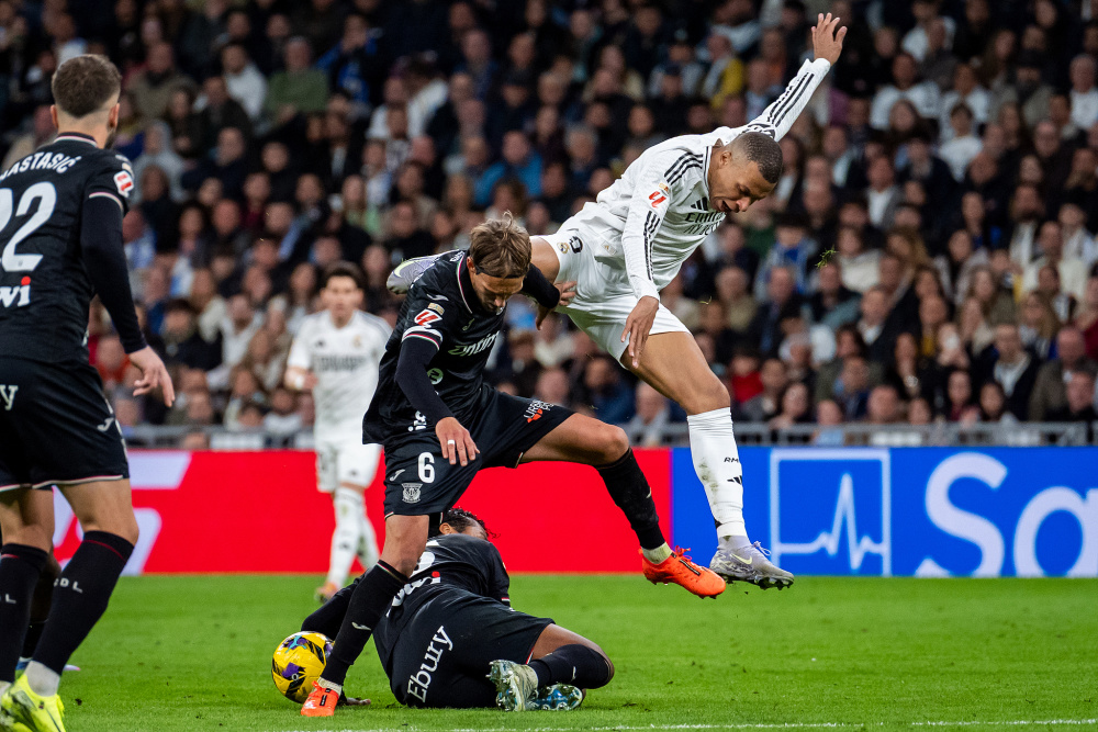 星空体育- 莱万多夫斯基十佳球 